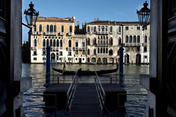 威尼斯河边酒店有哪些（威尼斯河道）